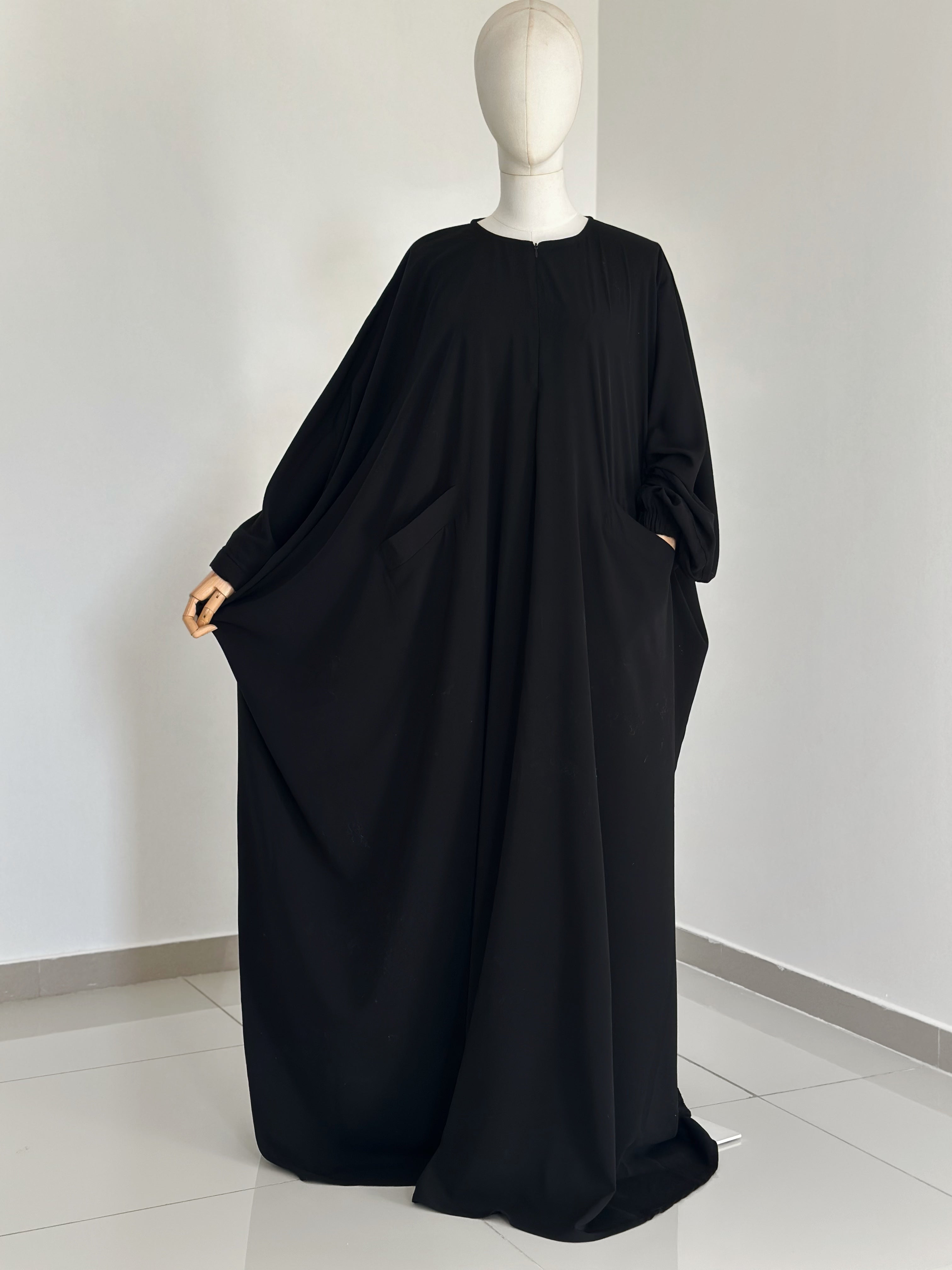 Abaya Yawmi Noir