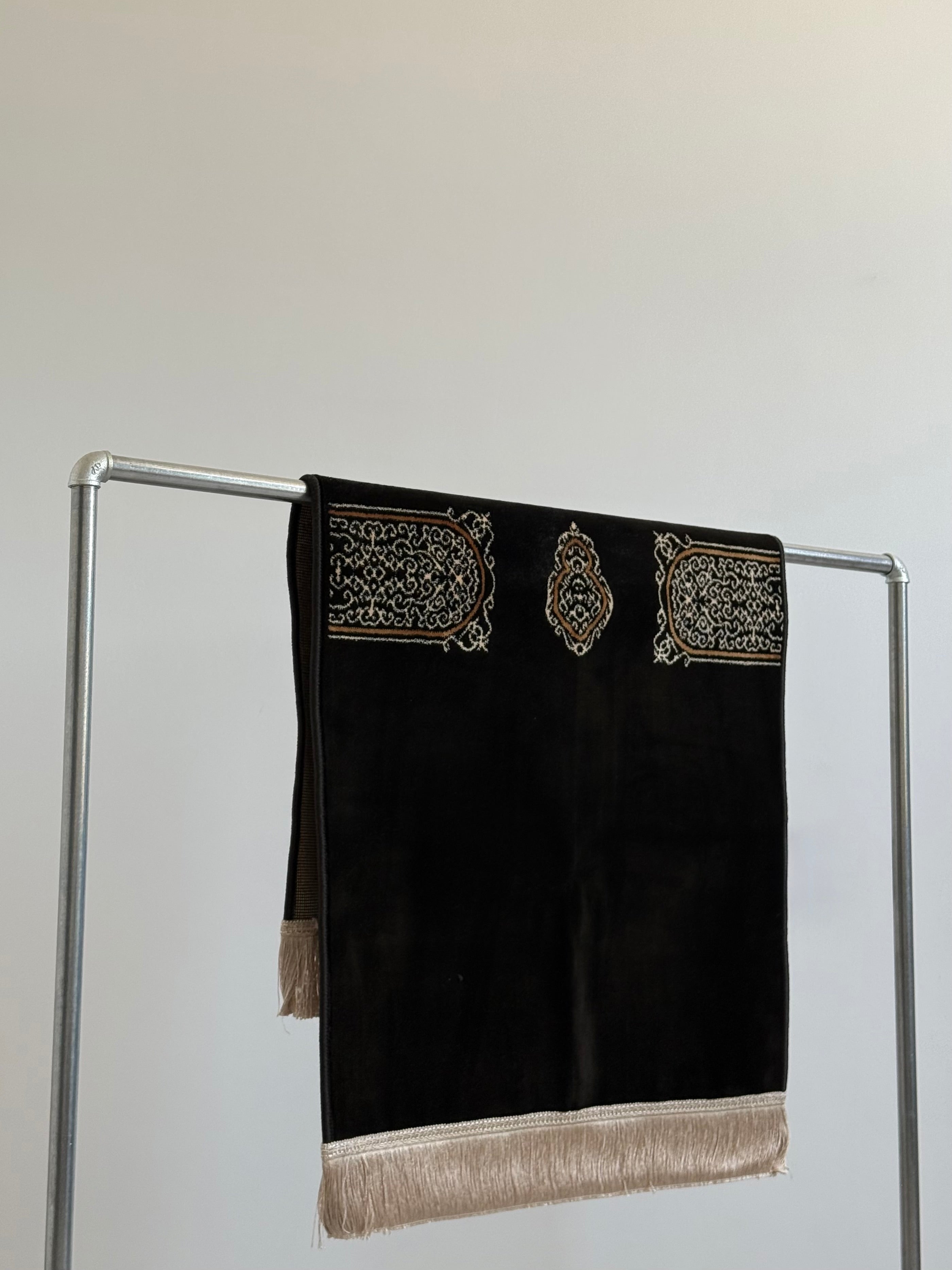 Kiswa Carpet